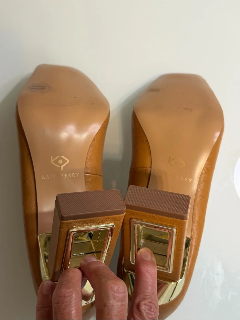 Katy Perry The Hollow Heel Pump Cognac Ostrich finish Size 10